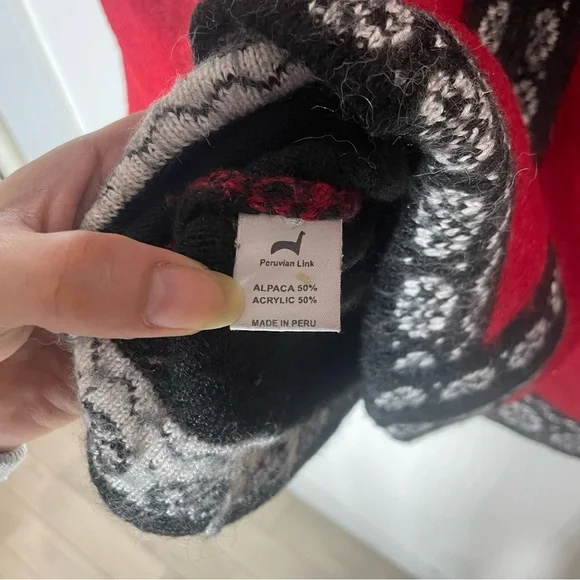 Peruvian Alpaca zip up - Picture 3 of 9